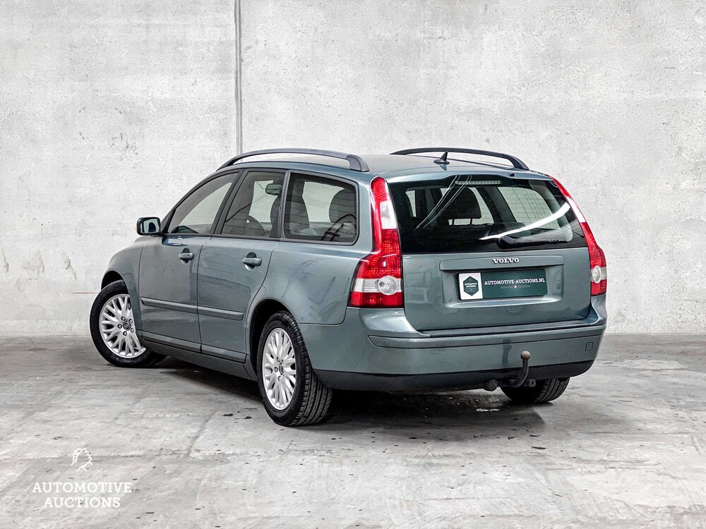 Volvo V50 2.4 Momentum 140pk 2004 ORIG-NL, 07-PG-KZ