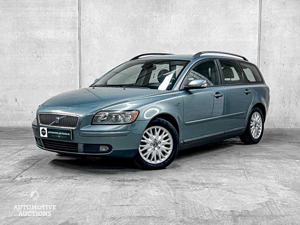 Volvo V50 2.4 Momentum 140pk 2004 ORIG-NL, 07-PG-KZ