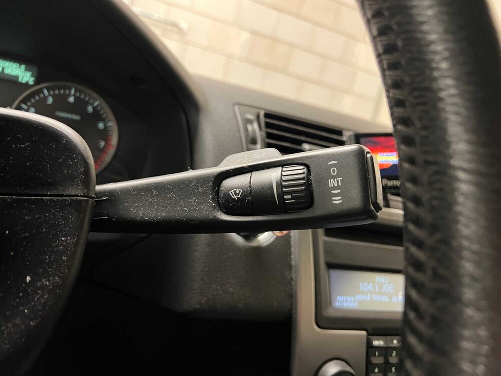 Volvo V50 2.4 Momentum 140pk 2004 ORIG-NL, 07-PG-KZ