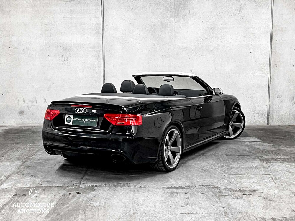 Audi RS5 Cabriolet 4.2 FSI V8 Quattro 450 2013, R-932-VD