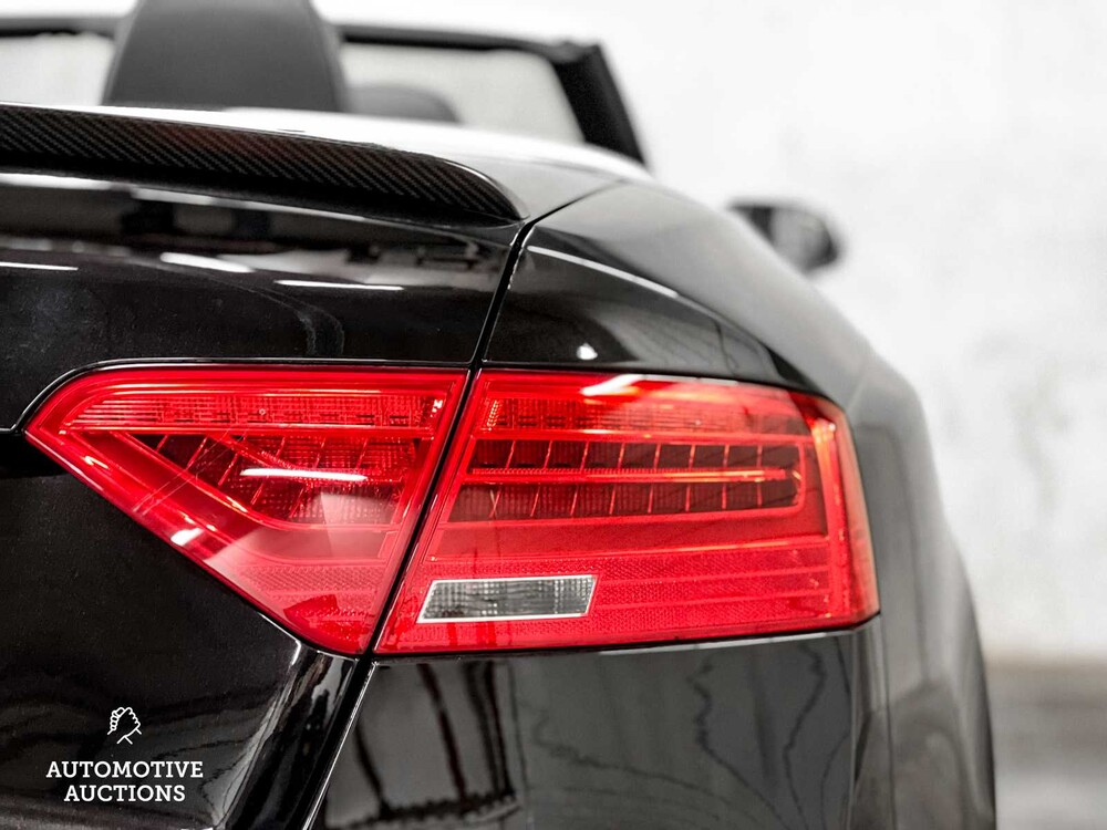 Audi RS5 Cabriolet 4.2 FSI V8 Quattro 450 2013, R-932-VD