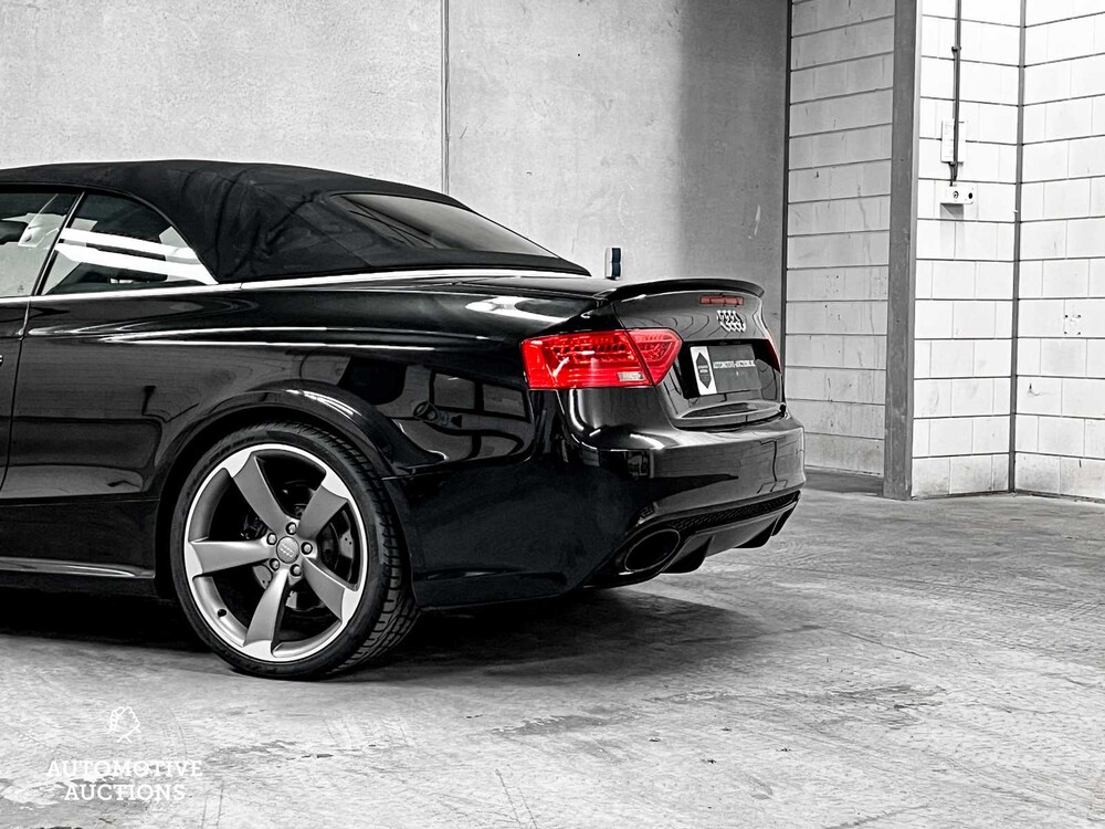 Audi RS5 Cabriolet 4.2 FSI V8 Quattro 450 2013, R-932-VD