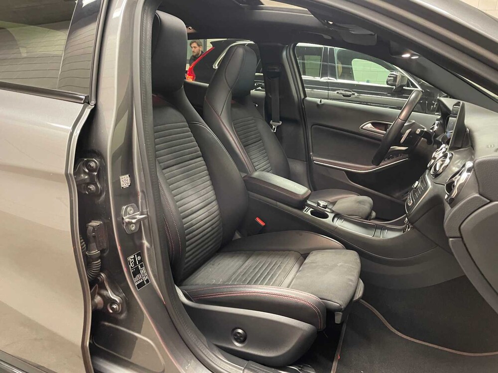 Mercedes-Benz GLA 200 AMG Night-Edition Premium Plus 157PS FACELIFT 2018 (ORIGINAL-NL), SR-743-F