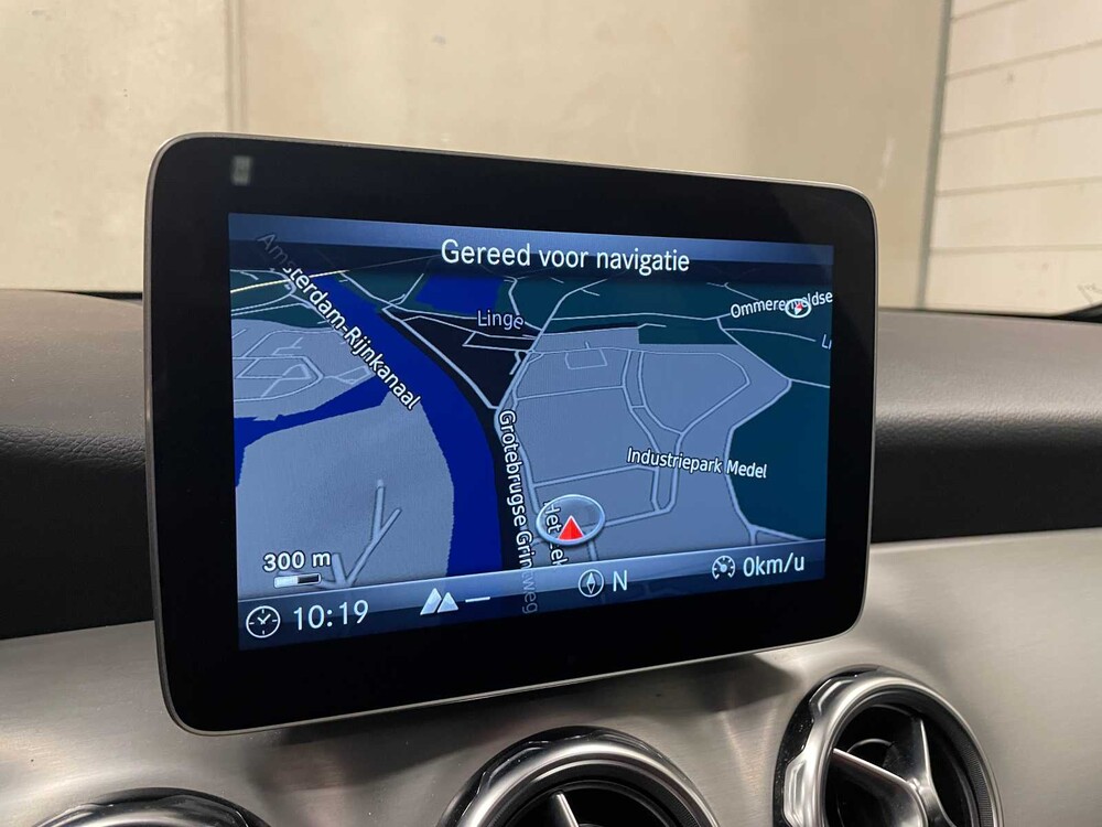 Mercedes-Benz GLA 200 AMG Night-Edition Premium Plus 157PS FACELIFT 2018 (ORIGINAL-NL), SR-743-F