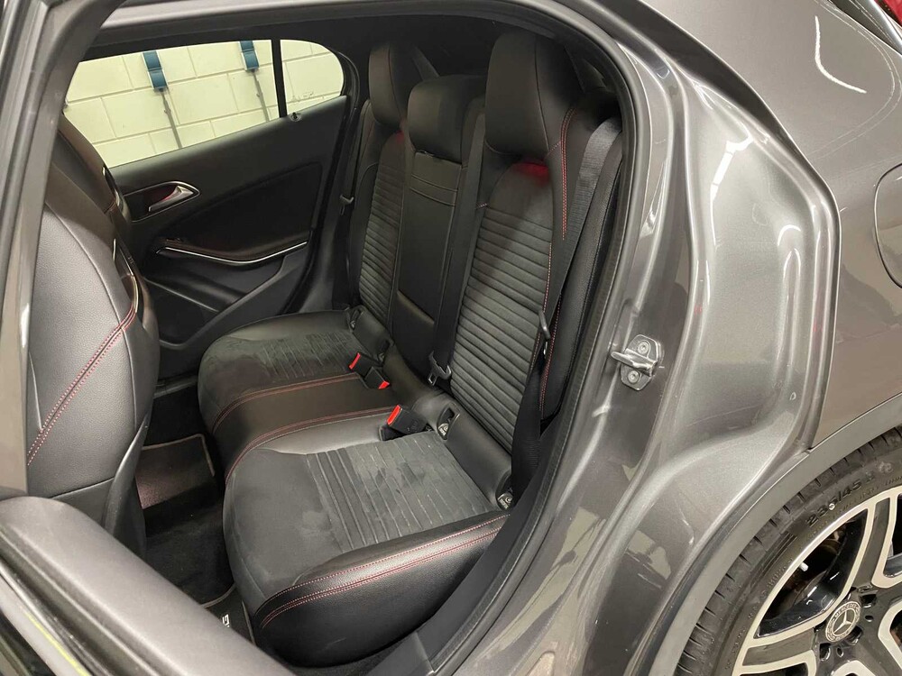 Mercedes-Benz GLA 200 AMG Night-Edition Premium Plus 157PS FACELIFT 2018 (ORIGINAL-NL), SR-743-F