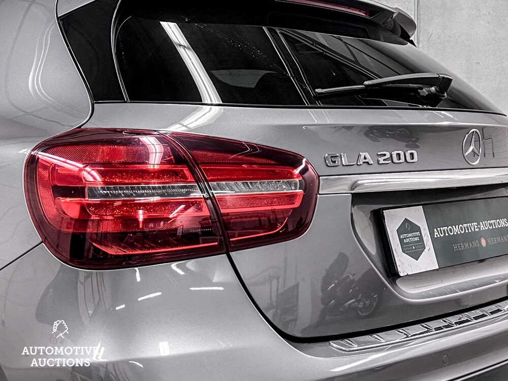Mercedes-Benz GLA 200 AMG Night-Edition Premium Plus 157PS FACELIFT 2018 (ORIGINAL-NL), SR-743-F