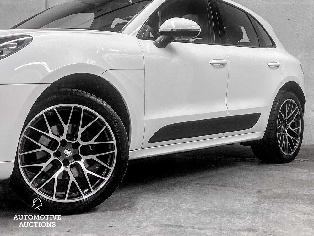 Porsche Macan 2.0 245PS FACELIFT 2019 Sport-Chrono