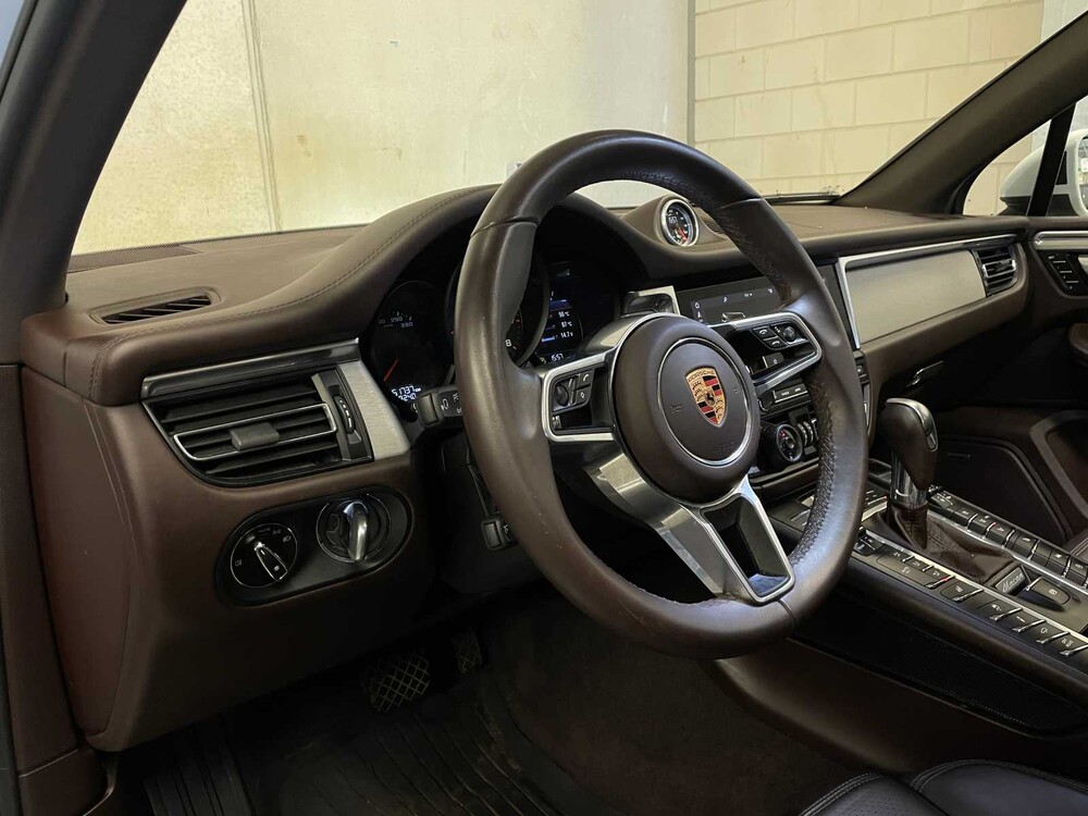 Porsche Macan 2.0 245PS FACELIFT 2019 Sport-Chrono