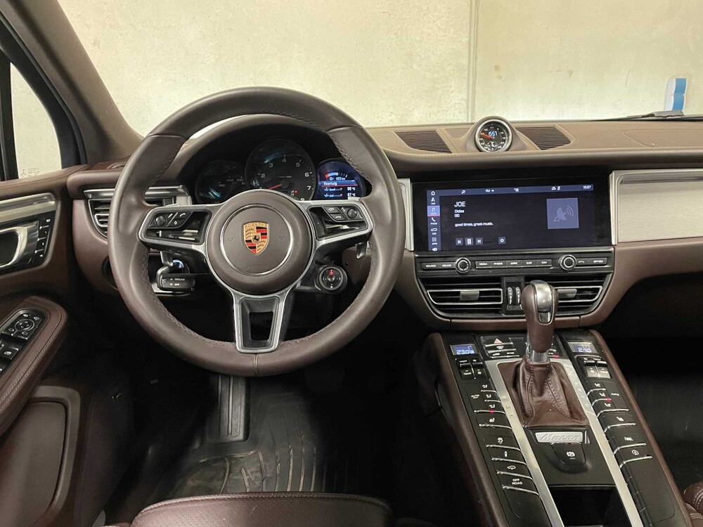 Porsche Macan 2.0 245PS FACELIFT 2019 Sport-Chrono