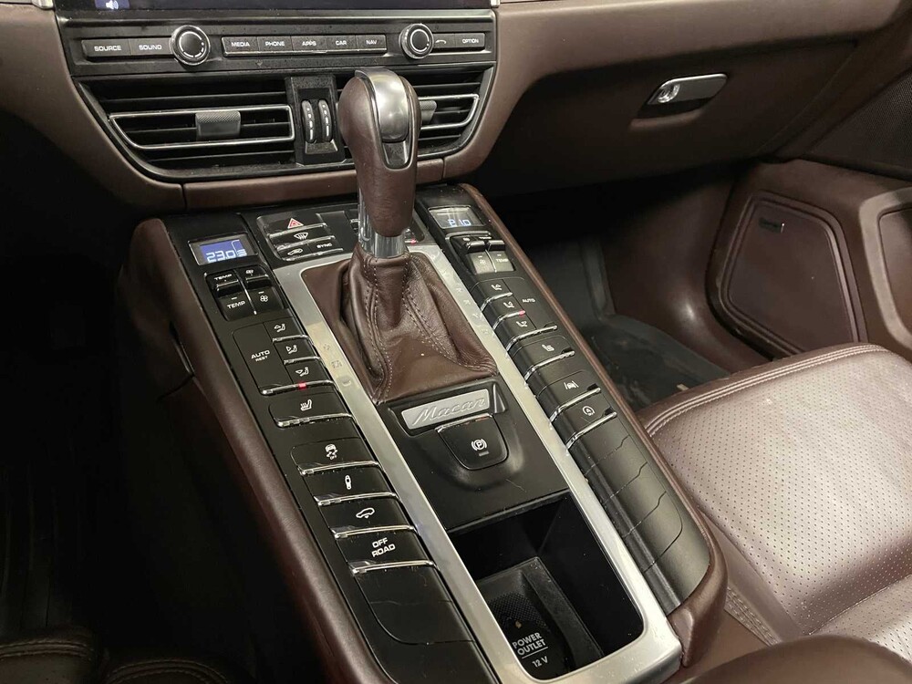Porsche Macan 2.0 245PS FACELIFT 2019 Sport-Chrono