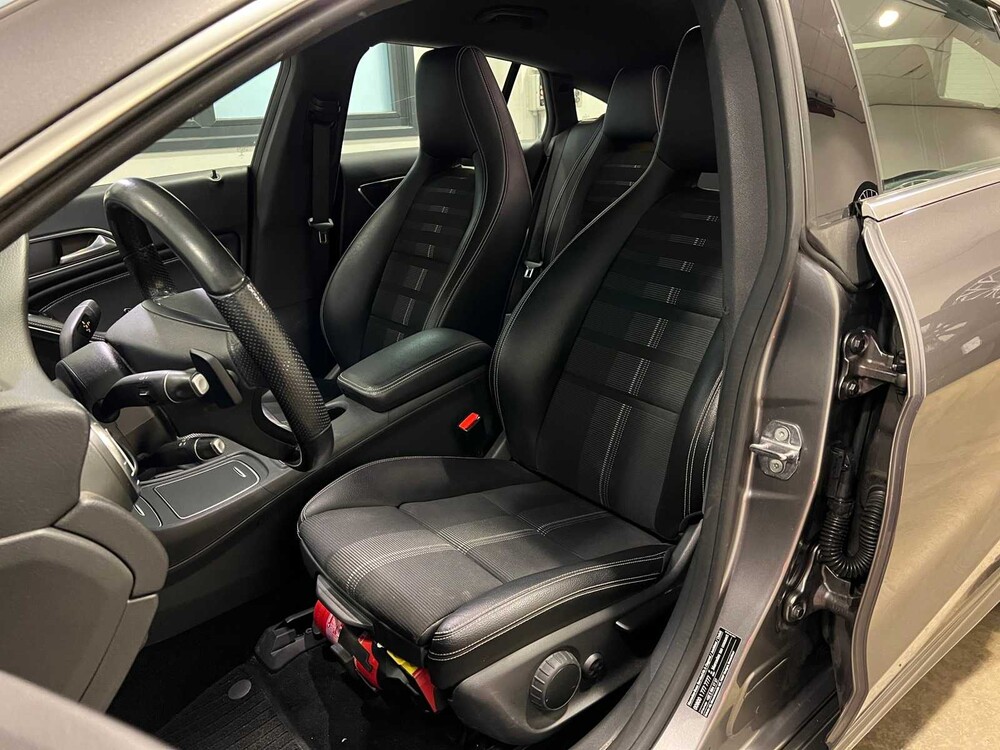 Mercedes-Benz CLA200d Business Solution 136PS 2018 CLA Klasse Shooting Brake, X-716-ZH