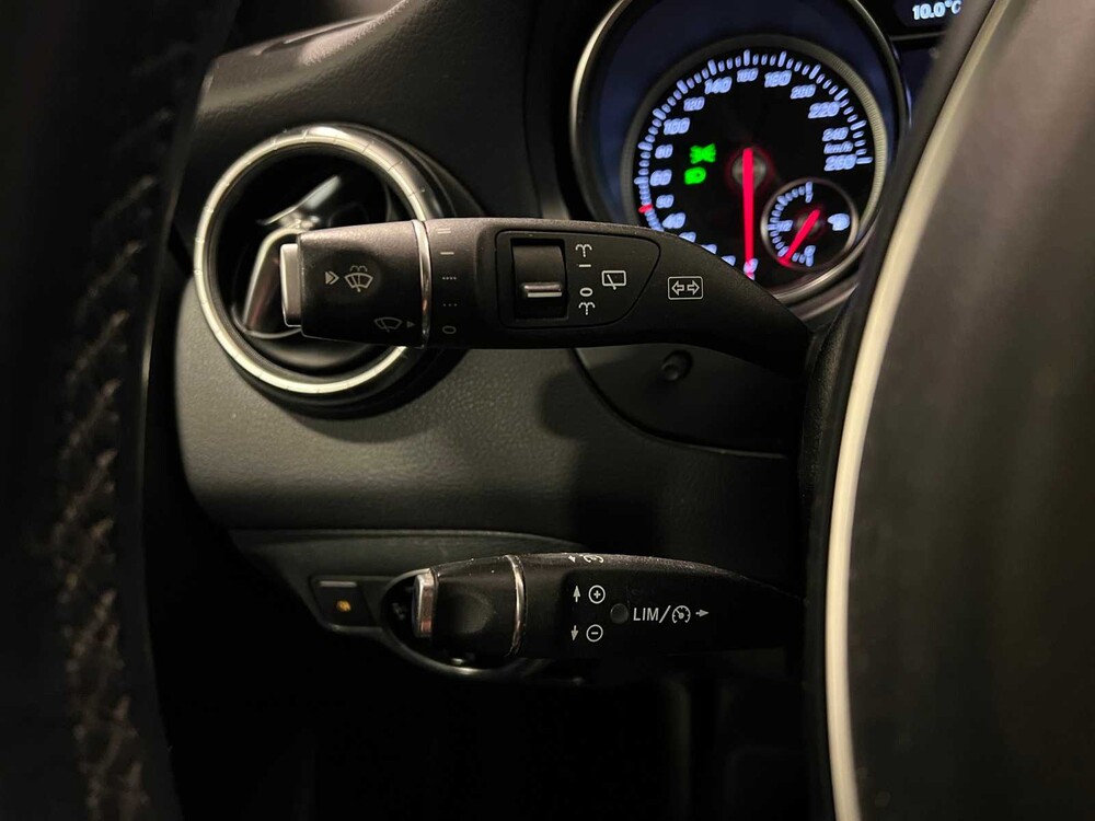 Mercedes-Benz CLA200d Business Solution 136PS 2018 CLA Klasse Shooting Brake, X-716-ZH