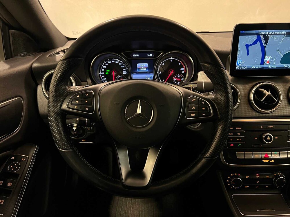 Mercedes-Benz CLA200d Business Solution 136PS 2018 CLA Klasse Shooting Brake, X-716-ZH