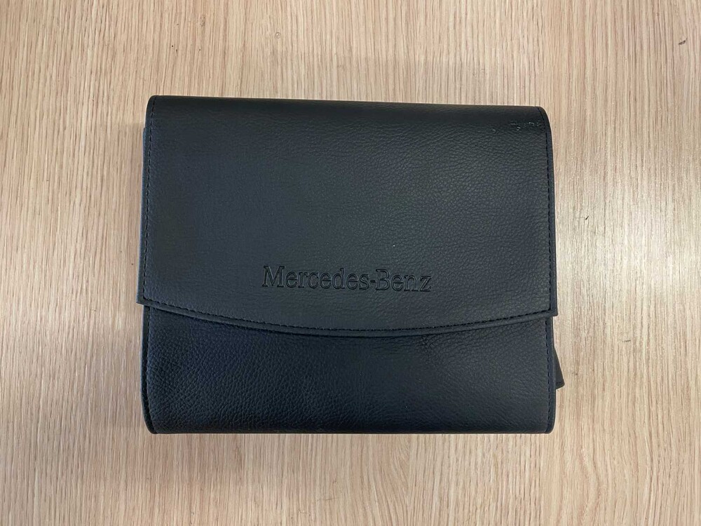 Mercedes-Benz C250 AMG Coupé Prestige 211PS 2016 C-Klasse, XT-655-T