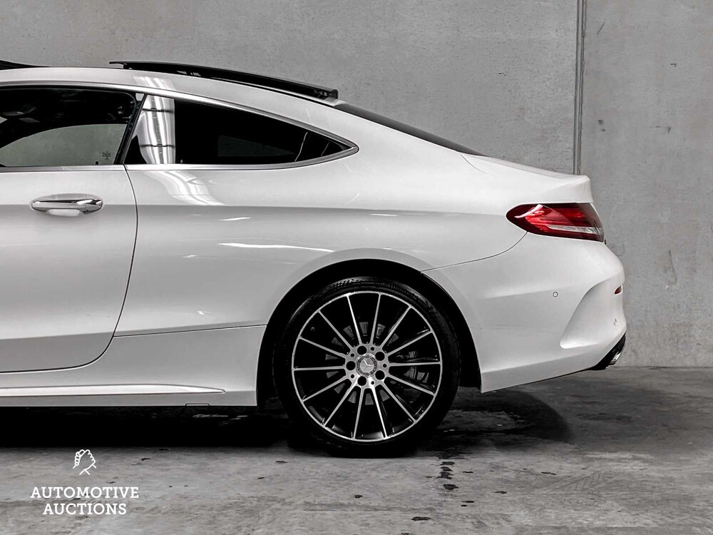 Mercedes-Benz C250 AMG Coupé Prestige 211PS 2016 C-Klasse, XT-655-T