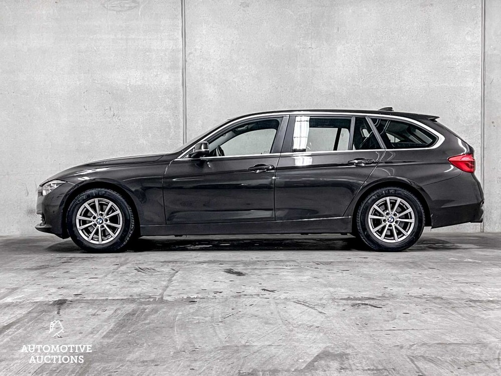 BMW 318i Touring Centennial Executive 136PS 2017 3er (ORIGINAL-NL), KZ-621-P
