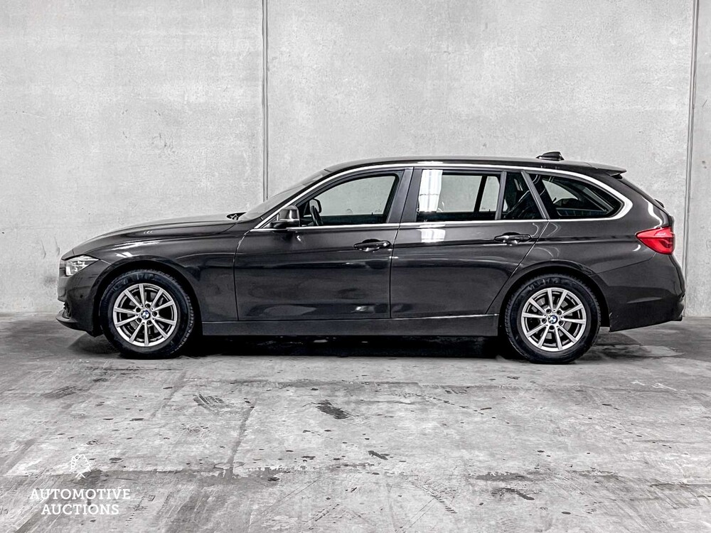 BMW 318i Touring Centennial Executive 136PS 2017 3er (ORIGINAL-NL), KZ-621-P