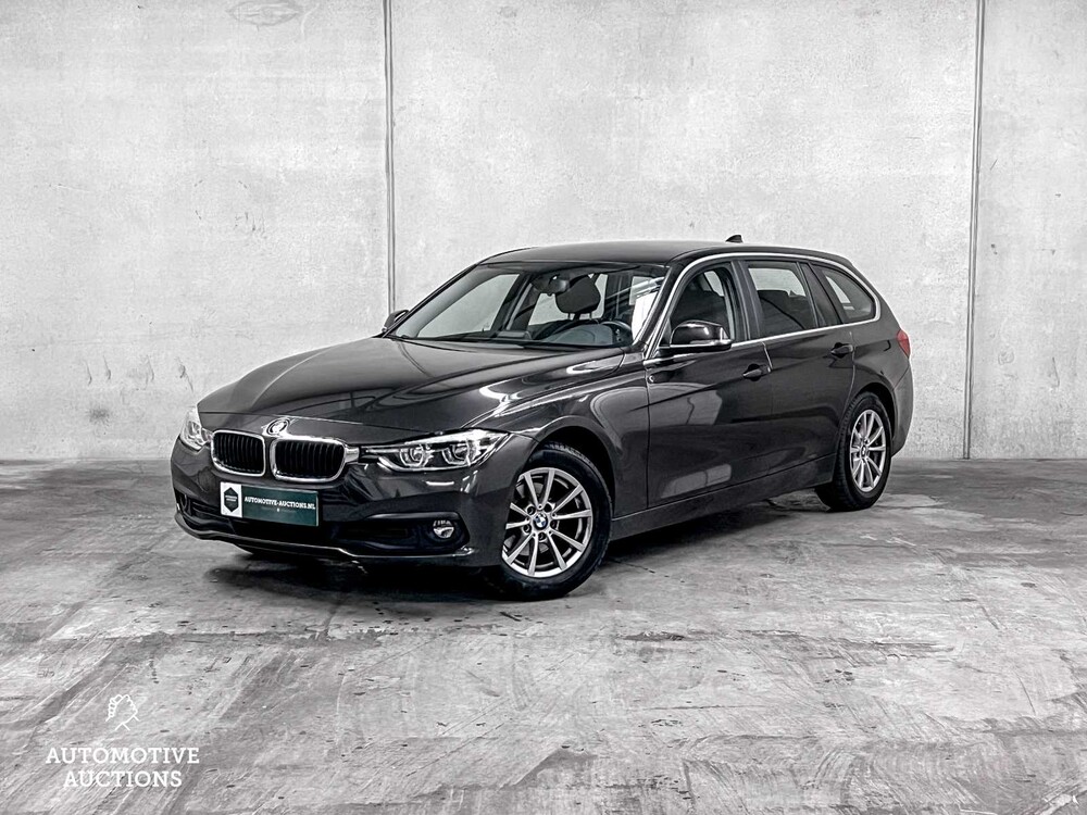 BMW 318i Touring Centennial Executive 136PS 2017 3er (ORIGINAL-NL), KZ-621-P