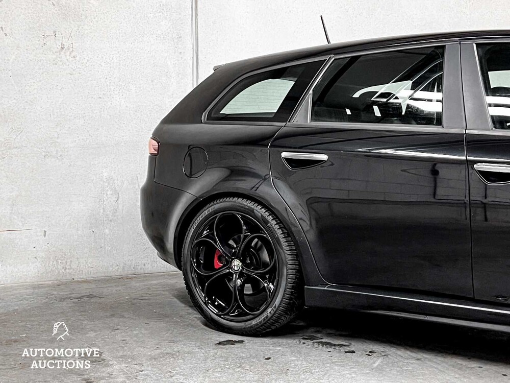 Alfa Romeo 159 Sportwagon 3.2 V6 JTS Q4 Q-Tronic TI 260PS 2008 (ORIGINAL-UK), 84-GTT-5 Youngtimer