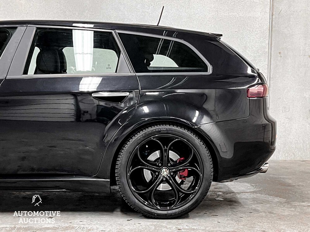 Alfa Romeo 159 Sportwagon 3.2 V6 JTS Q4 Q-Tronic TI 260PS 2008 (ORIGINAL-UK), 84-GTT-5 Youngtimer