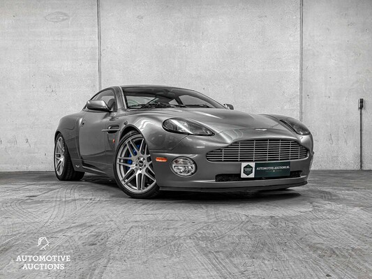 Aston Martin Vanquish 5.9 V12 466hp 2003