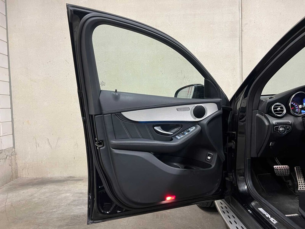 Mercedes-Benz GLC63s AMG 4.0 V8 4Matic+ Coupe 510PS 2019 GLC-Klasse 