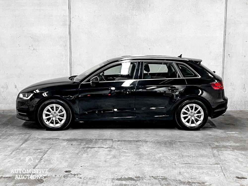 Audi A3 Sportback 1.4 TFSI S-Tronic CoD Attraction Pro Line 150PS 2015 ORIG-GB, 2-ZRG-24