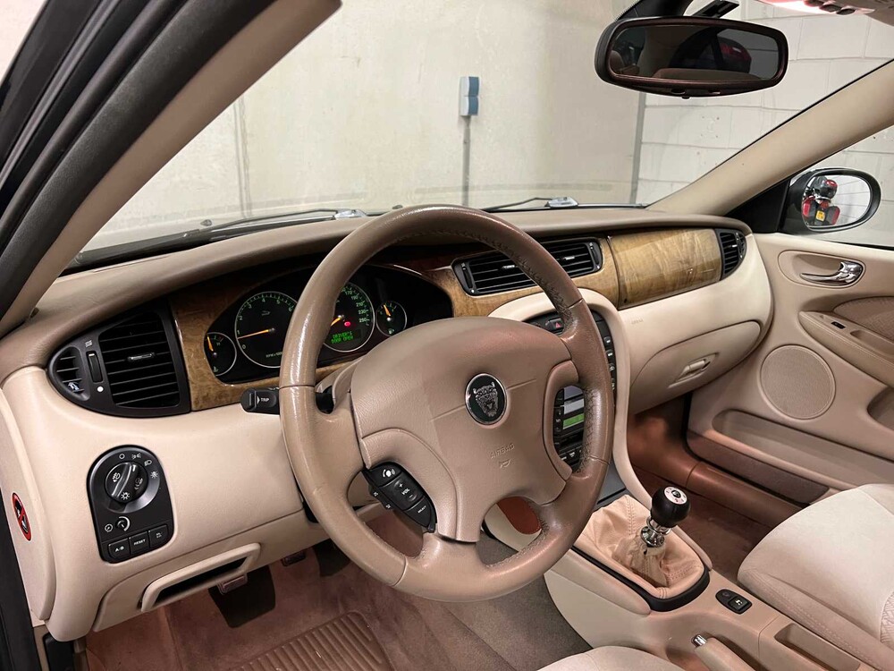 Jaguar X-type 2.5 V6 Executive 196PS 2001, X-144-DS Youngtimer