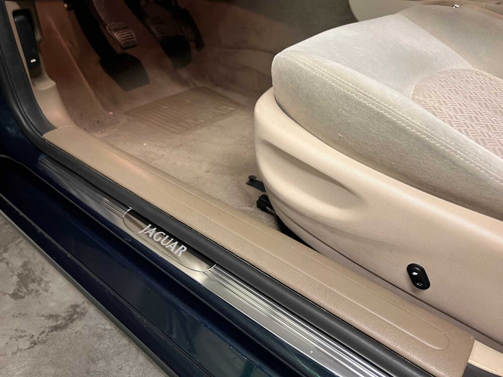 Jaguar X-type 2.5 V6 Executive 196PS 2001, X-144-DS Youngtimer