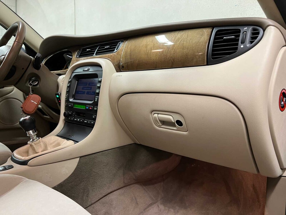 Jaguar X-type 2.5 V6 Executive 196PS 2001, X-144-DS Youngtimer