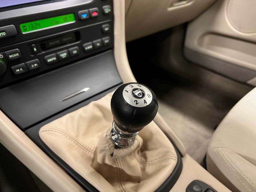 Jaguar X-type 2.5 V6 Executive 196PS 2001, X-144-DS Youngtimer