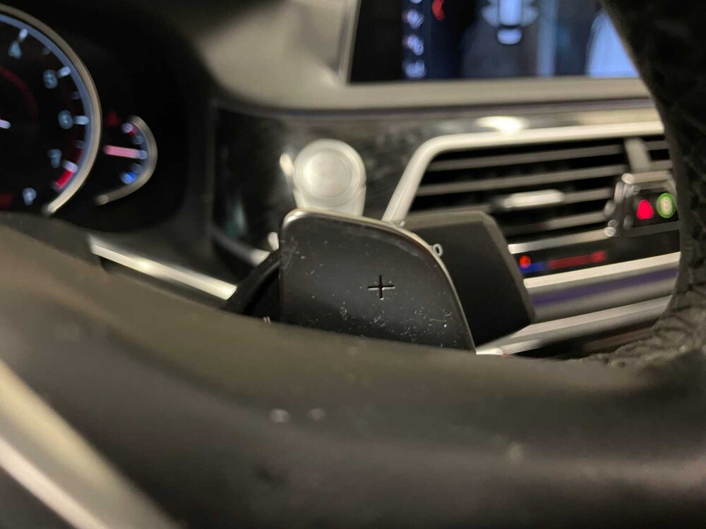 BMW 740Li xDrive High-Executive M-Sport Shadow-Line 7er FACELIFT 2018 327PS LANG, G-996-DL