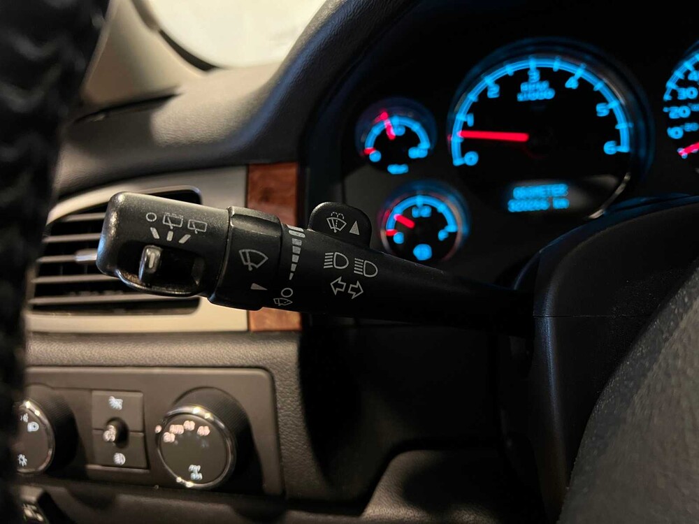 Chevrolet Tahoe 5.3 V8 LT Premium 4x4 LPG G3 324PS 2007 7-Sitzer, 08-TXD-4