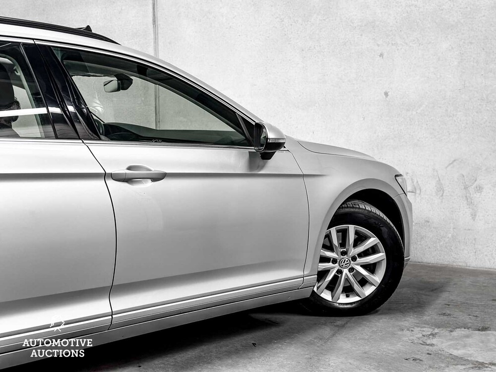 Volkswagen Passat Variant 1.6 TDI Connected Series Plus 120PS 2017, L-560-SZ