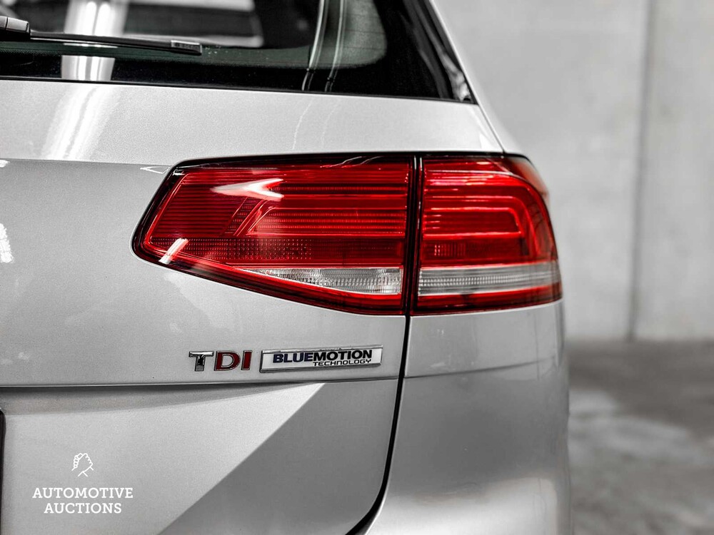 Volkswagen Passat Variant 1.6 TDI Connected Series Plus 120PS 2017, L-560-SZ