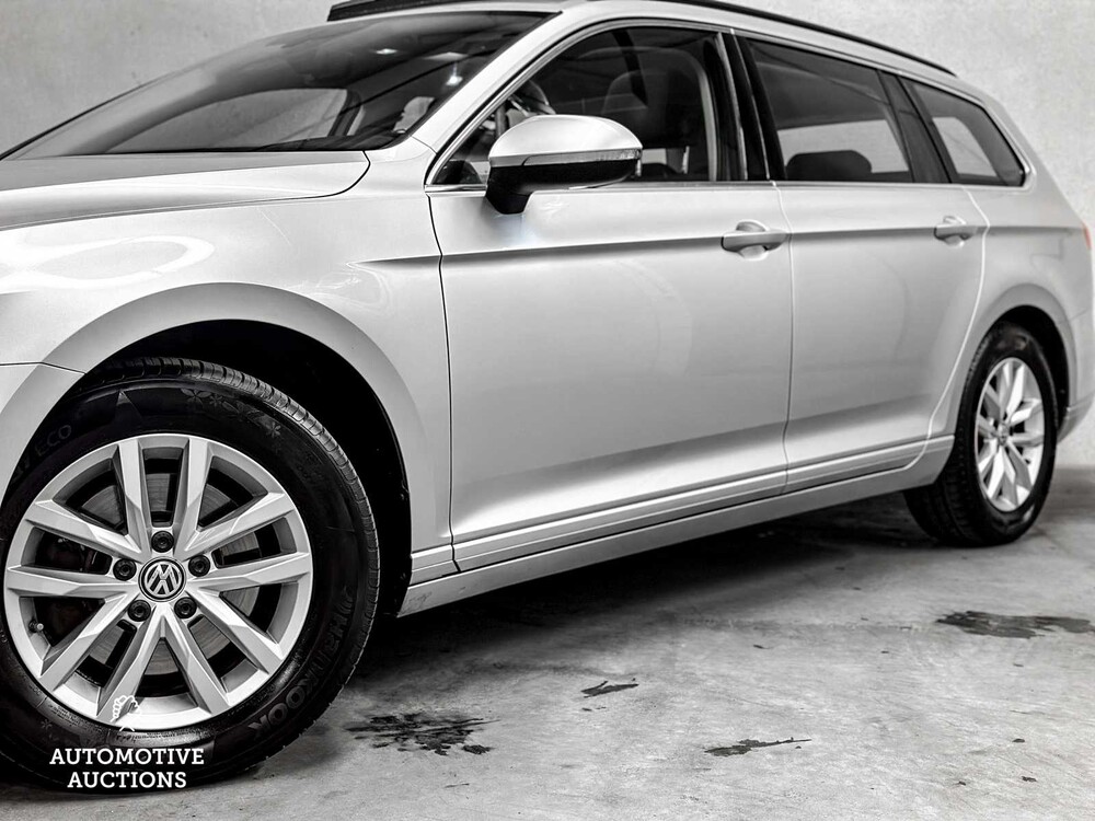 Volkswagen Passat Variant 1.6 TDI Connected Series Plus 120PS 2017, L-560-SZ