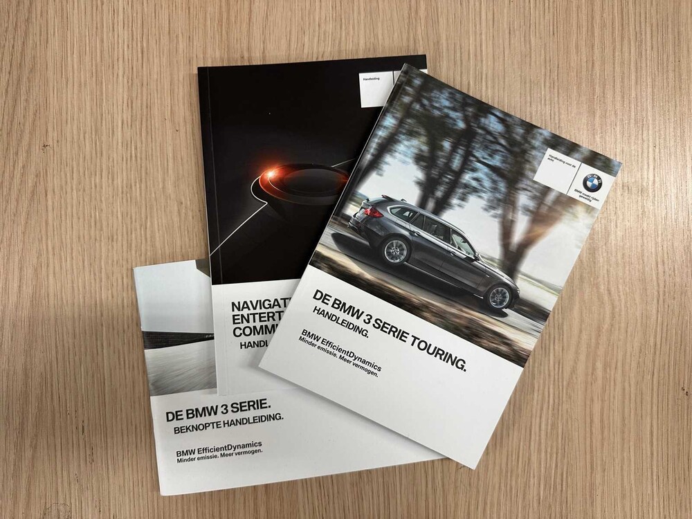 BMW 318d Touring Executive Sport 143PS 2015 3er -Automatik-, 7-ZJX-63