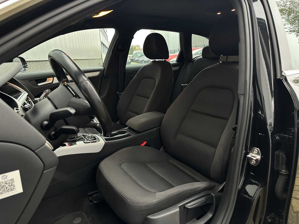 Audi A4 Avant 2.0 TDI Ultra Advance 136PS 2015 -orig. NL-, HL-711-X