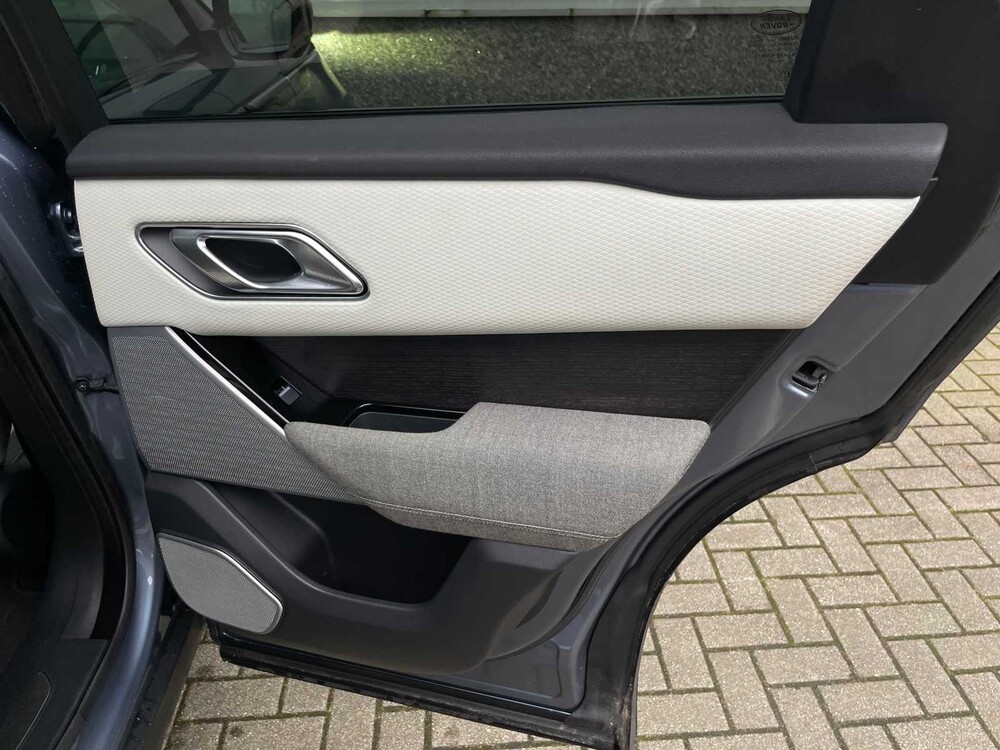 Land Rover Range Rover Velar 3.0 V6 AWD First Edition 300PS 2017 ORIG-NL, PG-821-D