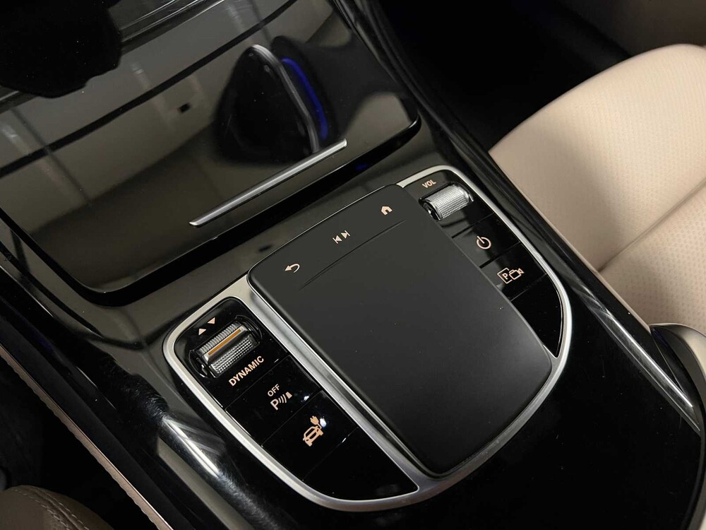 Mercedes-Benz EQC400 AMG 4Matic Premium 80 kWh 408PS 2020 EQC-Klasse, T-431-DS