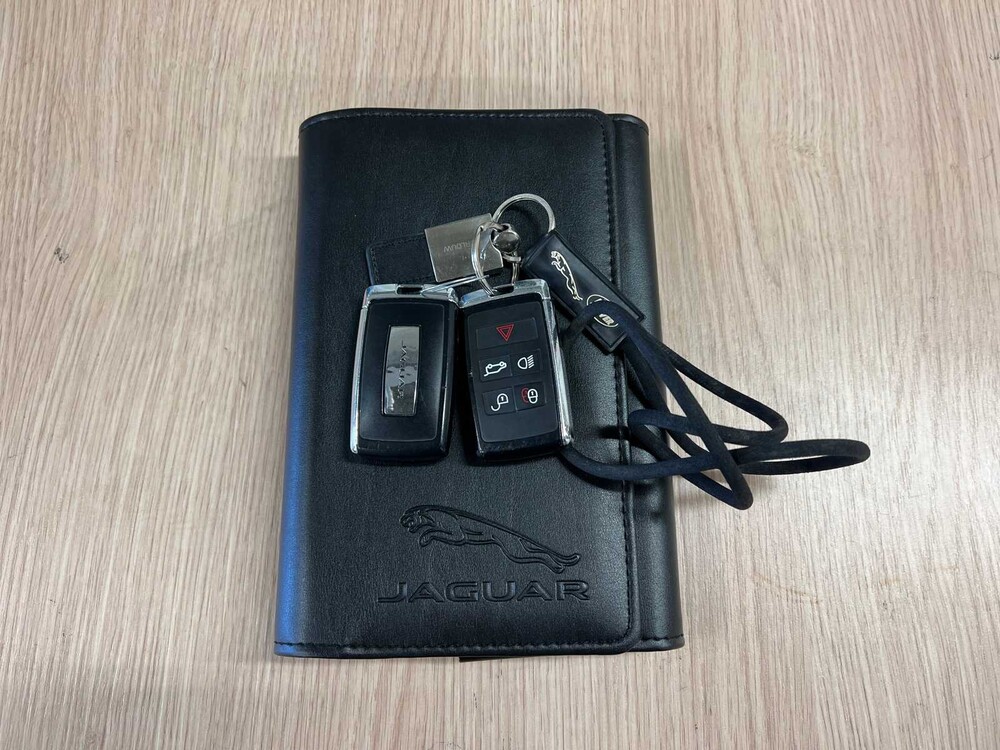 Jaguar E-PACE R-Dynamic 2.0 P250 AWD First Edition 249PS 2018 ORIG-NL, RL-618-T