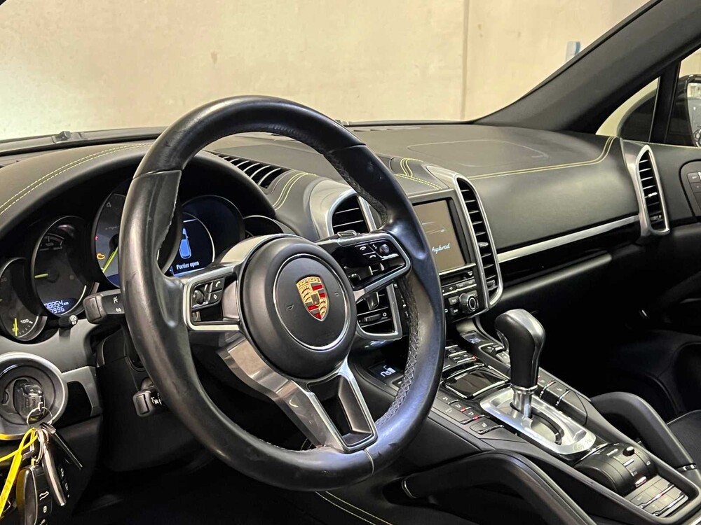 Porsche Cayenne S E-Hybrid 3.0 V6 416pk 2015, HL-769-N