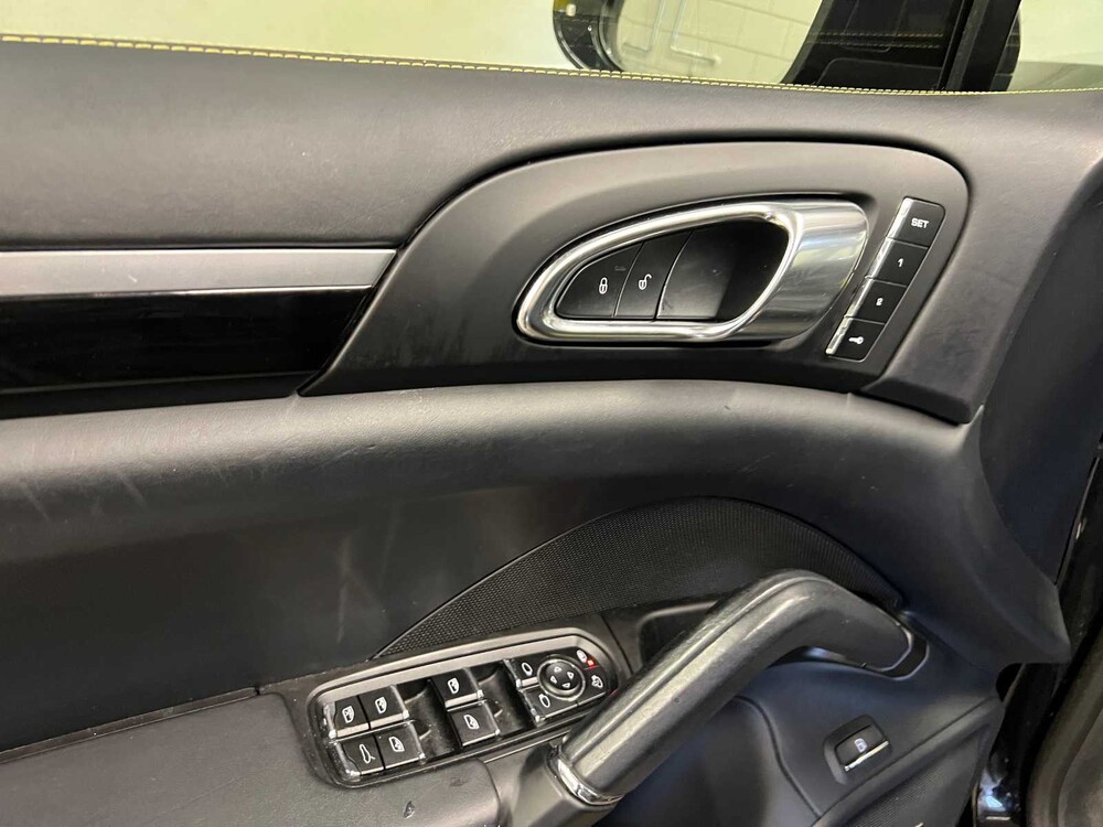 Porsche Cayenne S E-Hybrid 3.0 V6 416pk 2015, HL-769-N