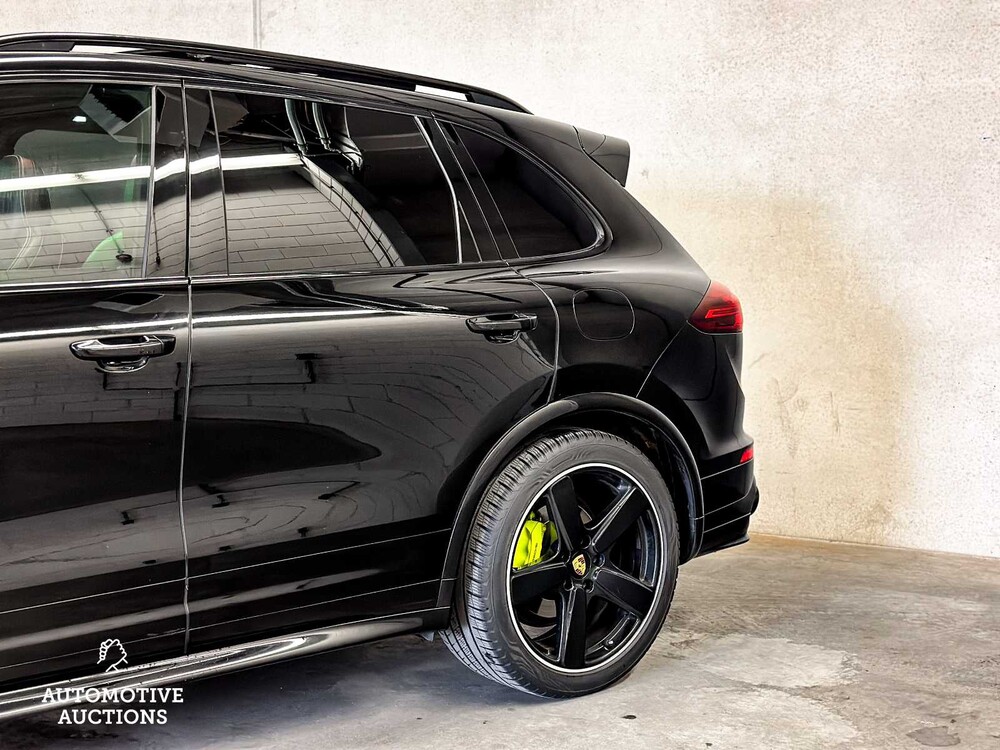 Porsche Cayenne S E-Hybrid 3.0 V6 416pk 2015, HL-769-N