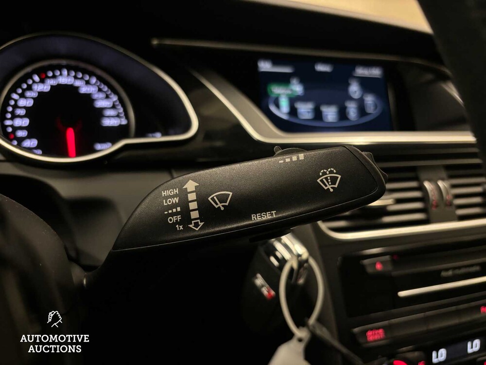 Audi RS5 Cabriolet 4.2 FSI V8 Quattro 450 2013, R-932-VD