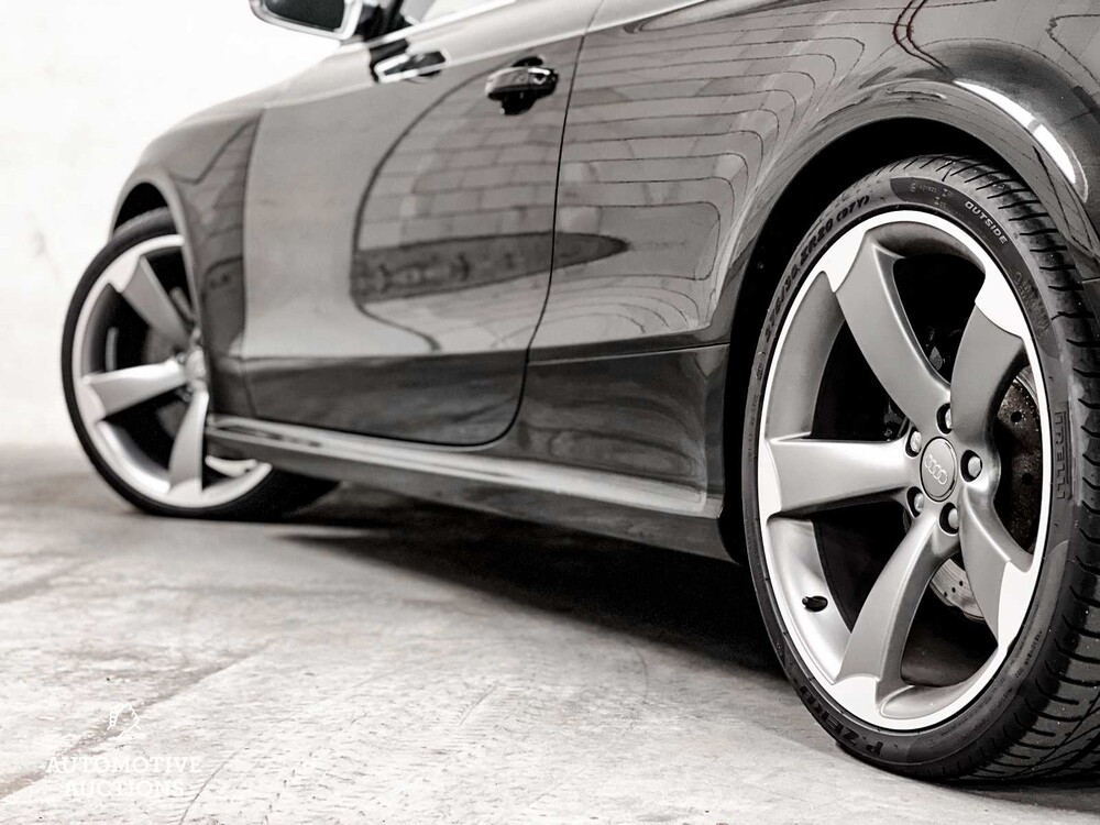 Audi RS5 Cabriolet 4.2 FSI V8 Quattro 450 2013, R-932-VD