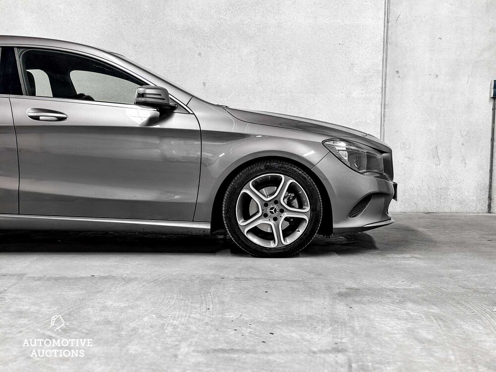 Mercedes-Benz CLA200d Business Solution 136hp 2018 CLA Class Shooting Brake, X-716-ZH