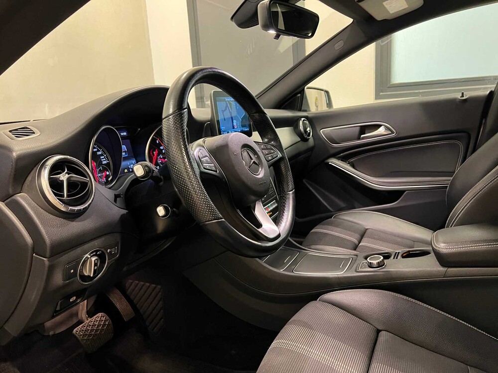 Mercedes-Benz CLA200d Business Solution 136hp 2018 CLA Class Shooting Brake, X-716-ZH