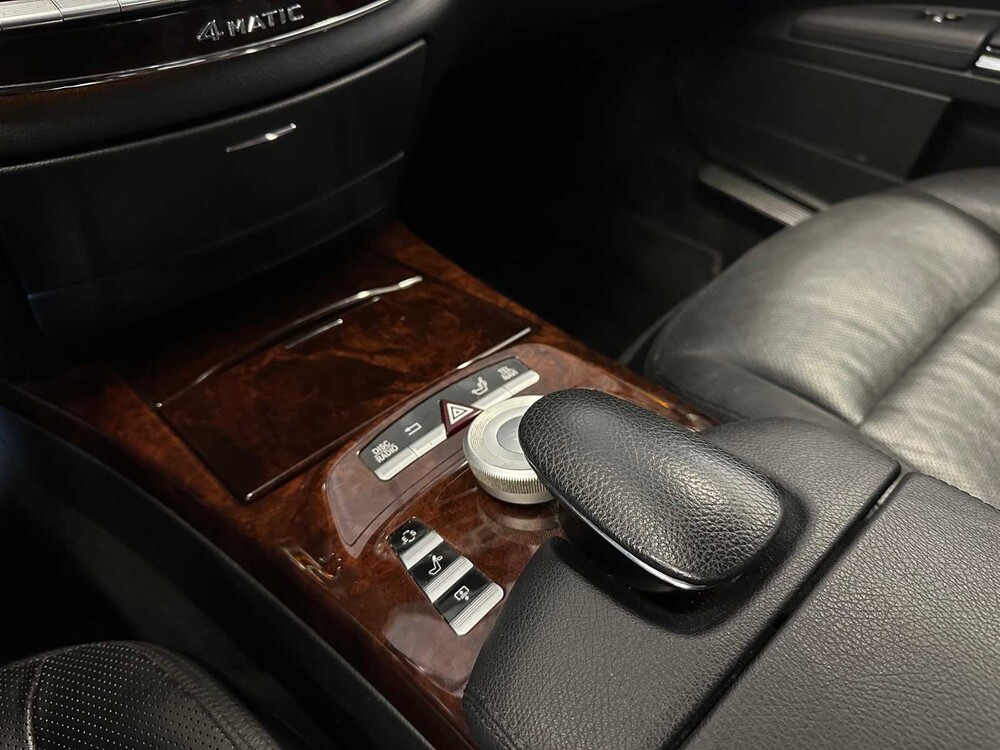 Mercedes-Benz S500 Long 4Matic 387hp 2011 S-class, T-593-ZJ