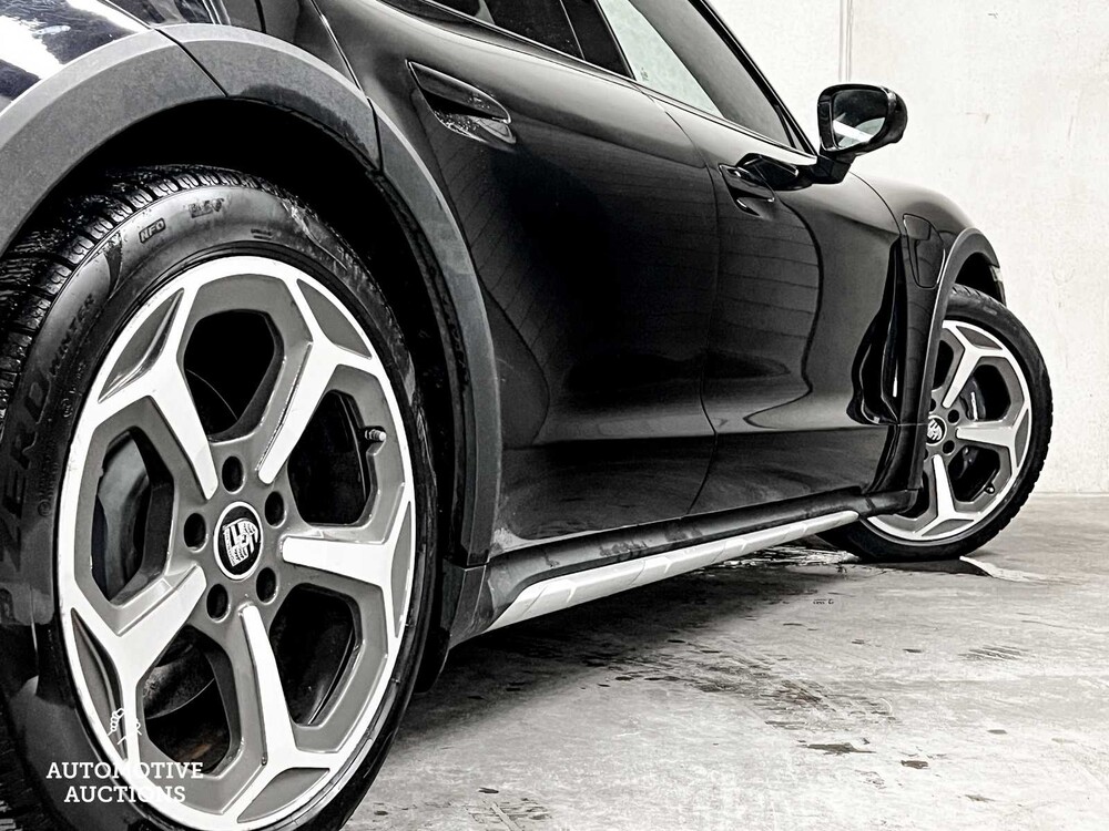 Porsche Taycan Cross Turismo 4 93 kWh 381PS 2021 (ORIGINAL-DE), N-597-HK